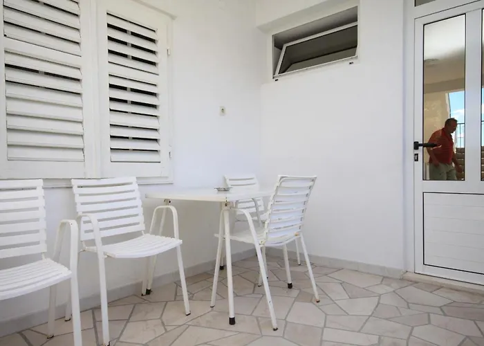 6857a Apartament